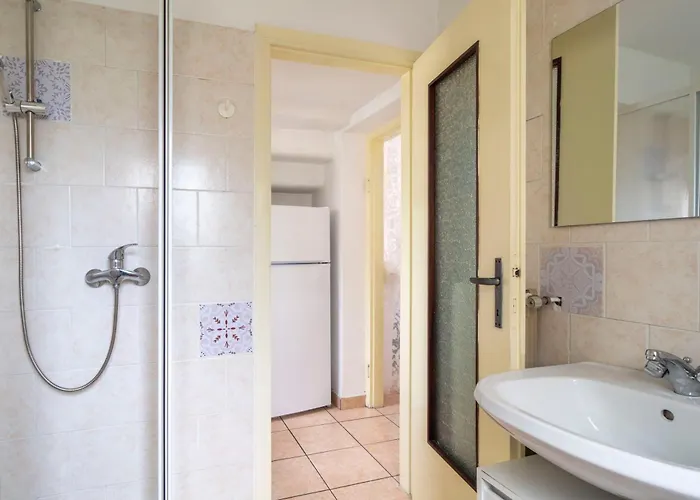 La Dolce - 500m Da Centro Apartament *